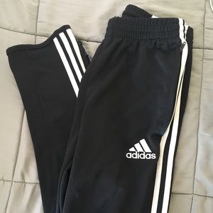 Black Adidas Sweat Pants ✨